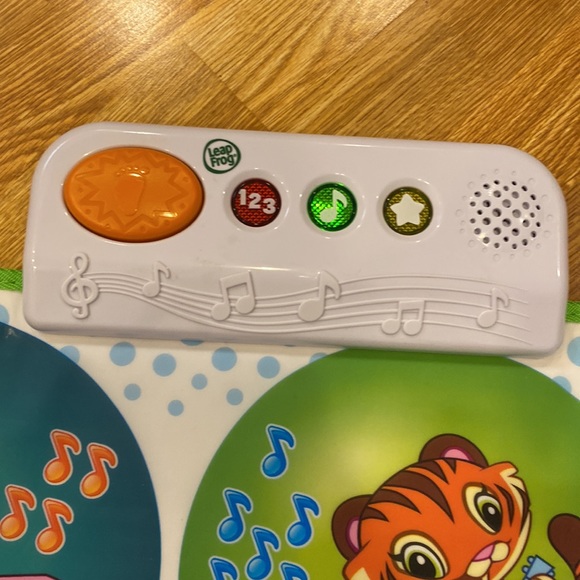 Leap Frog Music Learning Soft Play Mat - Picture 5 of 6